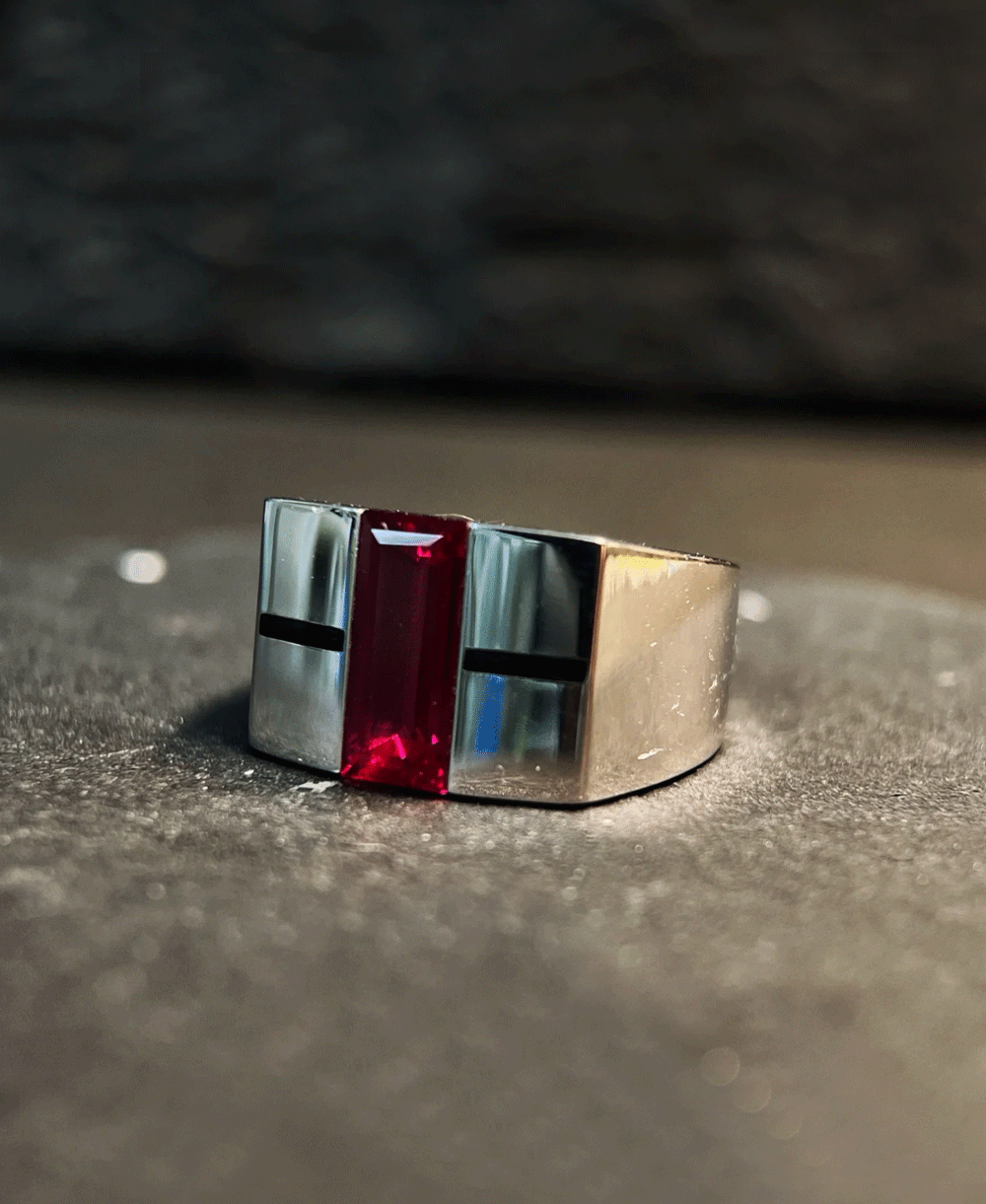 Quenched in Gold: Textured Unisex Ring Featuring Lab Ruby & Heavy 18K Gold Plated S925 Silver