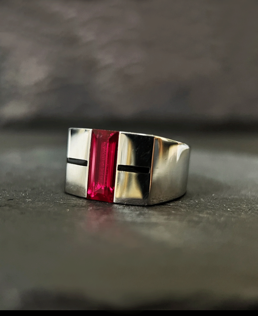 Quenched in Gold: Textured Unisex Ring Featuring Lab Ruby & Heavy 18K Gold Plated S925 Silver