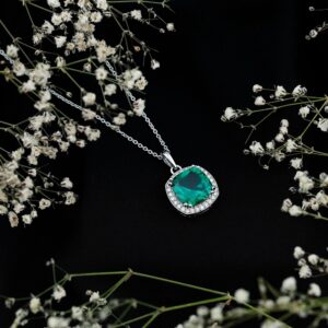 Lab Grown Emerald-01-Lab Grown Emerald-02